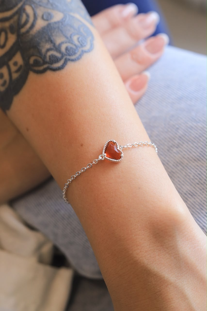 Pulseira coração em vidro