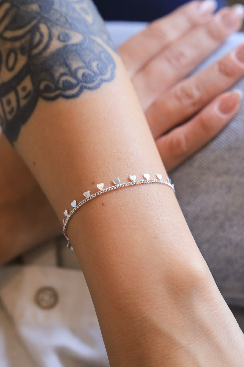 Pulseira corações