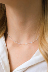 Choker mini bolinhas
