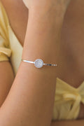 Bracelete madrepérola c/ a borda cravejada